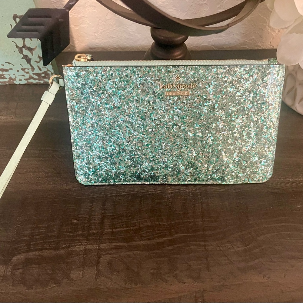 Kate Spade Kenzie Wristlet Seawater Green